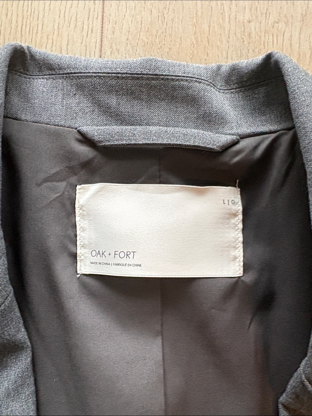OAK + FORT - Classic Grey Women's Blazer - Tailored Single-Button Jacket - Picture 2 of 4